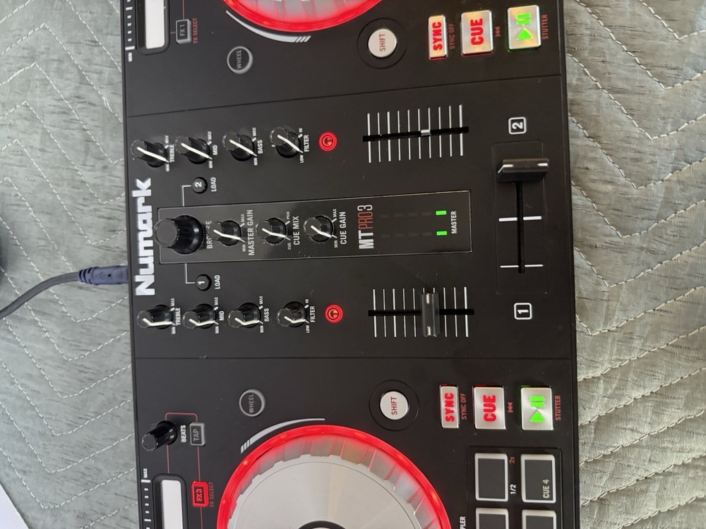 Numark MT PRO3 2-Channel Dual Deck Controller *Read