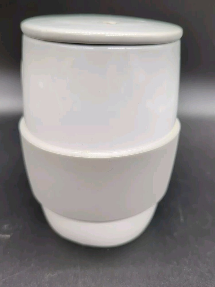 Pampered Chef Ceramic Egg Cooker~Two Cup Four Egg Capacity~Dishwasher Safe