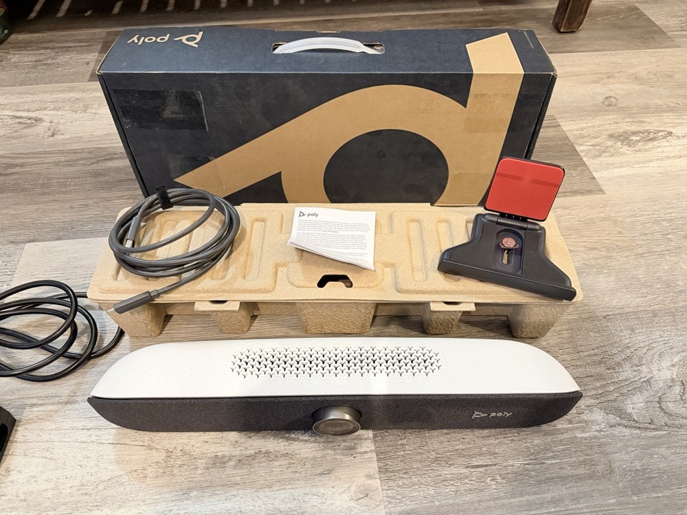 Poly Studio P15 Personal Video Bar Premium 4K Webcam Solution