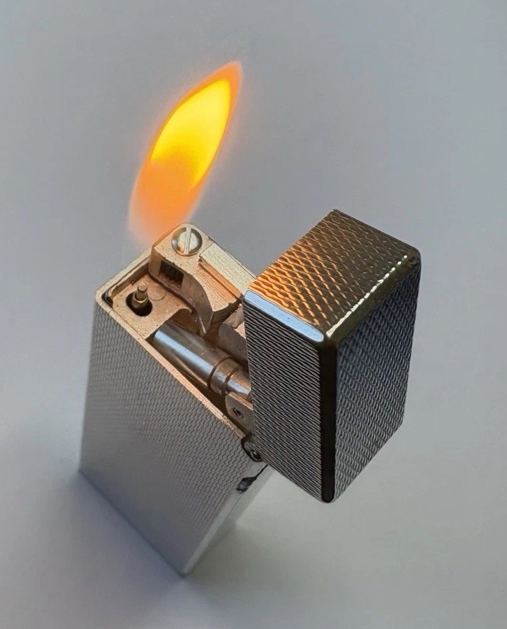 Dunhill Silver ‘Barley’ Rollagas Lighter- Fully Overhauled