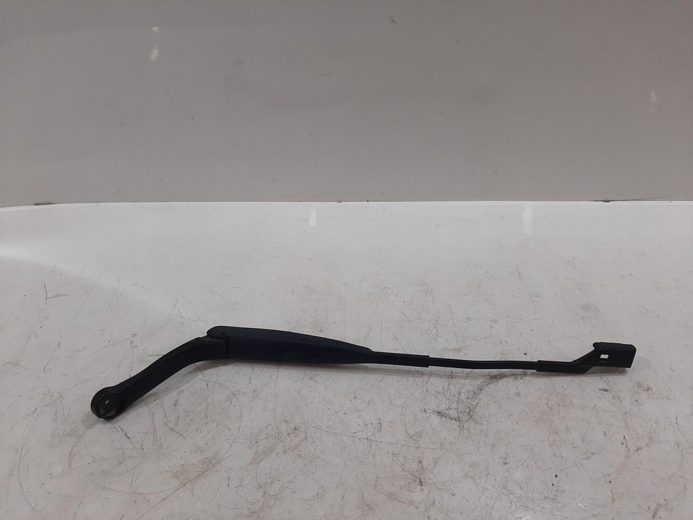 2016 FIAT PANDA WIPER ARM