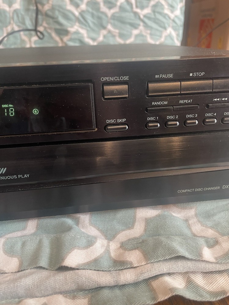 Onkyo DX-C340 6 Disc CD Player Carousel Compact Disc Changer No Remote TESTED