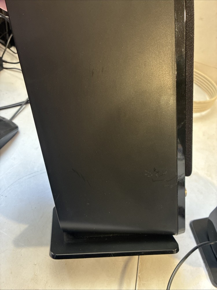 Creative GigaWorks T40 Series II 2.0 Multimedia Speaker System Used Untested!