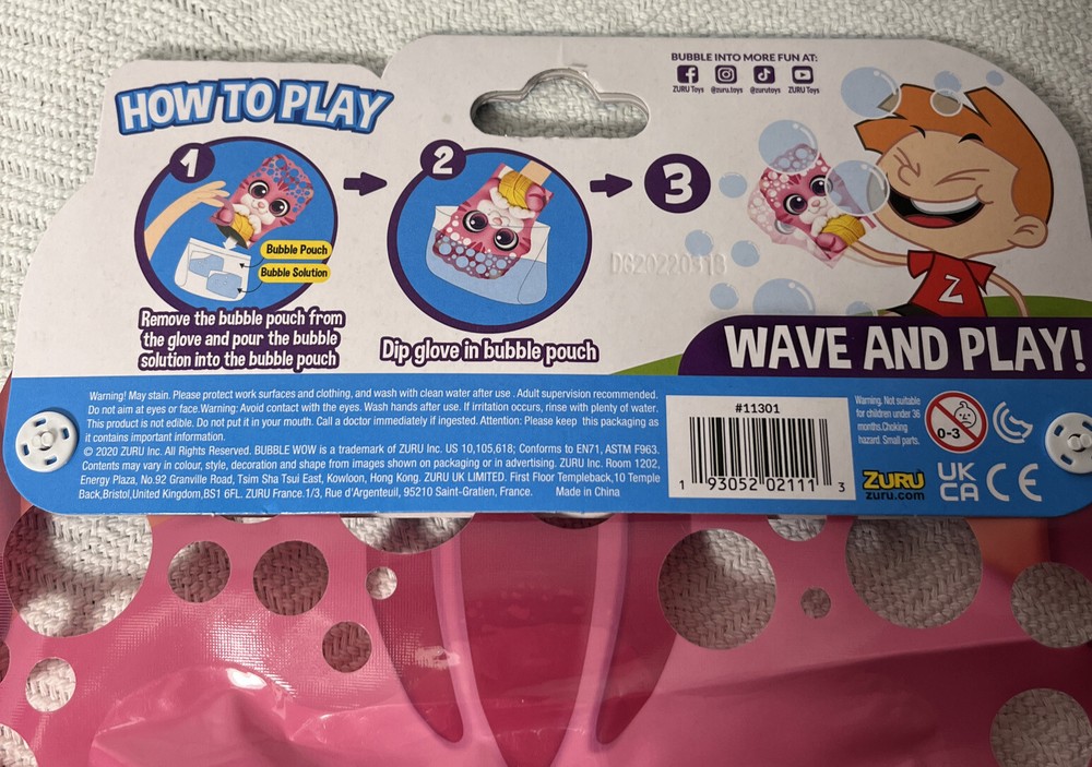 2 Glove-A-Bubbles NEW ~ Wave & Play, Bubble Solution & Bubble Pouch Dog & Cat