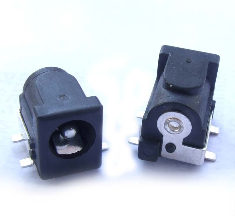 30PCS Copper SMD 4pin 5.5MM x 2.1mm DC Socket 2.1MM DC Plug PCB Panel Mount