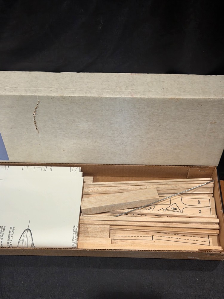 Sig RISER 2 Meter Class RC Glider balsa model kit NEW