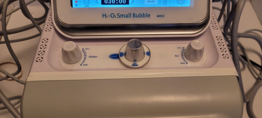 Glownar 7-in-1 H2O2 Hydrofacial Machine