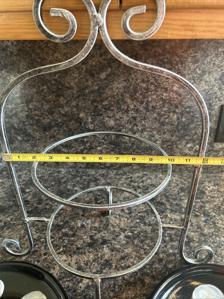 2-tier Serving Tower with Plates Heavy Duty