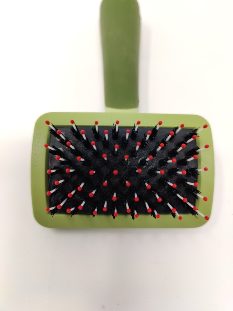 Safari Soft Slicker Brush