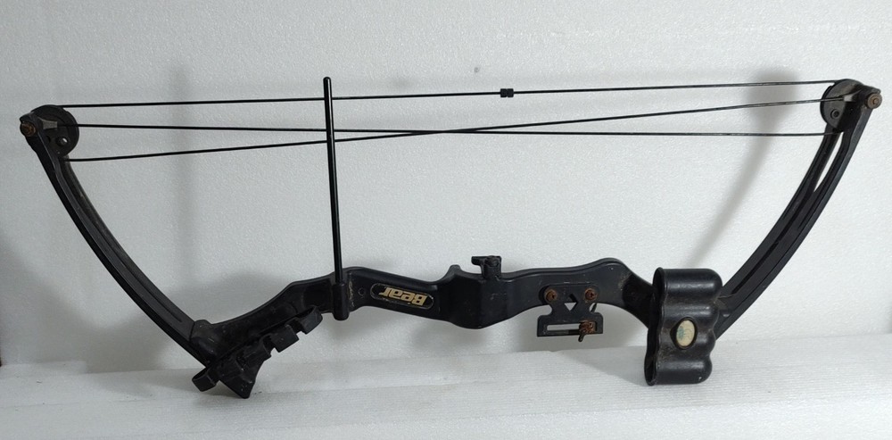 Bear Compound Bow 27" Compact
