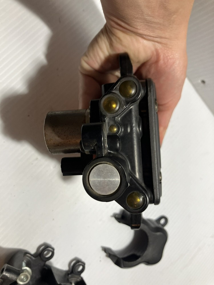 2004 Honda Cbr 1000rr Steering Stabilizer (OEM)