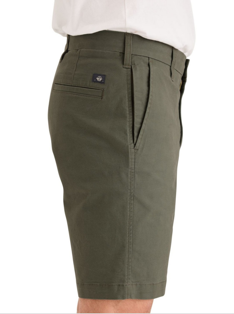 Dockers Men Ultimate Supreme Flex Stretch Solid Shorts Tea Leaf Size 34X9.5