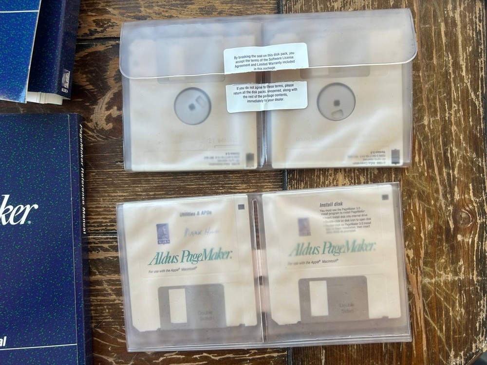 Aldus PageMaker 3.0 Macintosh Software 4 Disks Manuals Box