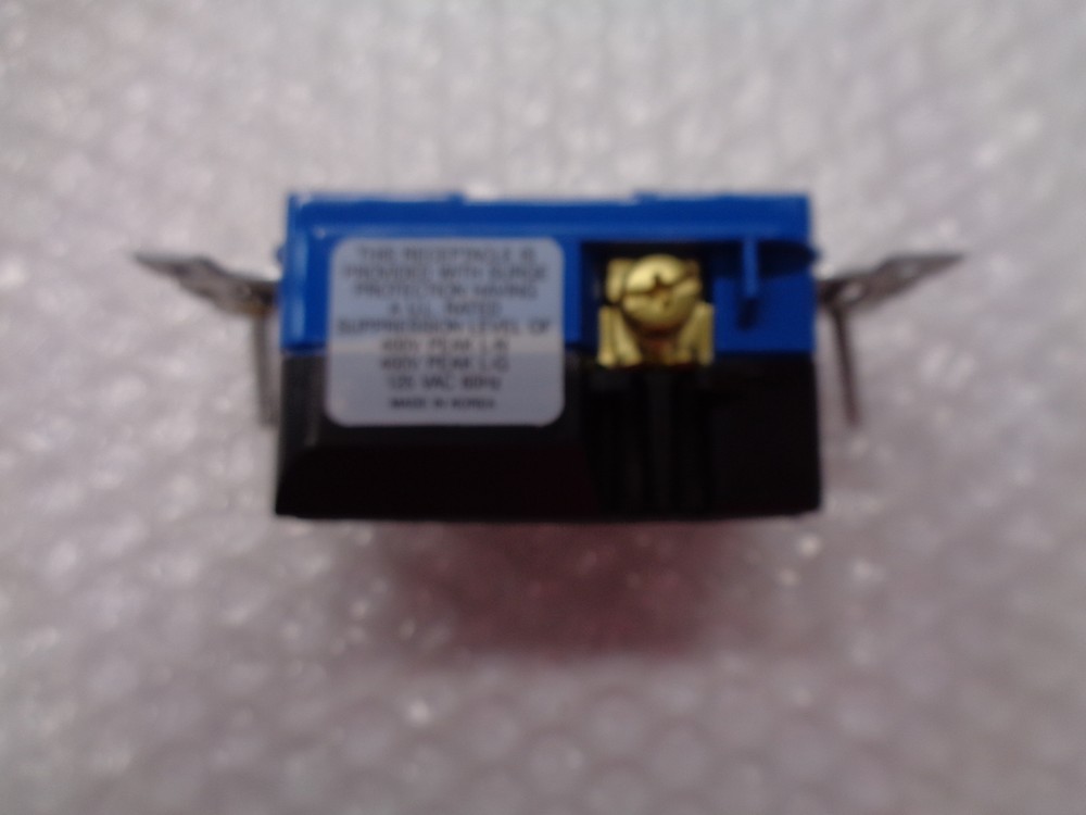 HUBBELL IG5262SA RECEPTACLE NSMP