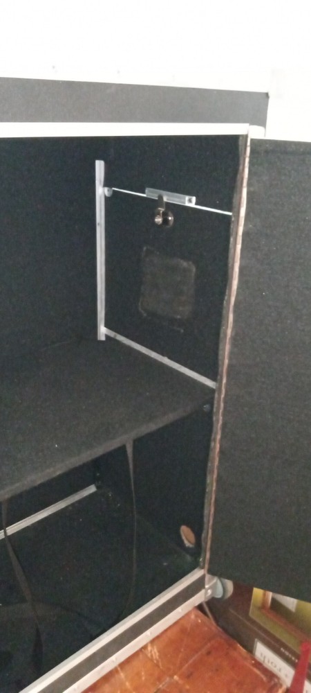 Combo Road Cases With Many Doors And Options.