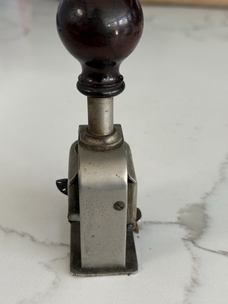 Antique Bates Automatic Numbering Machine 5 Wheels #49 Style E ca. 1905