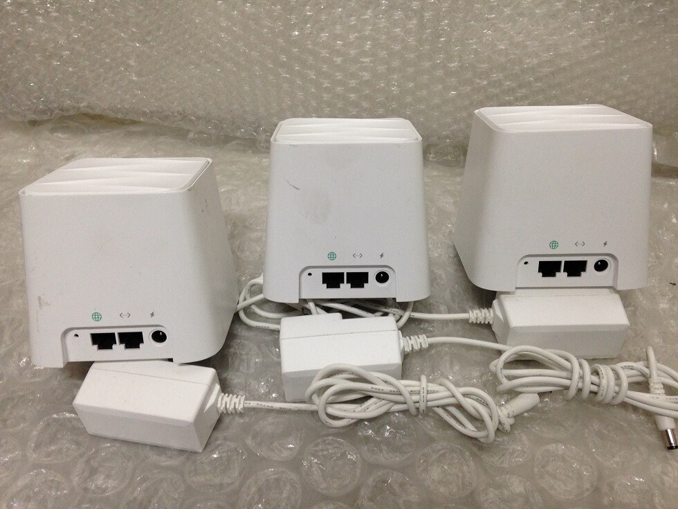 Meshforce M1 White Parental Control 9V Wireless Mesh Wi Fi System