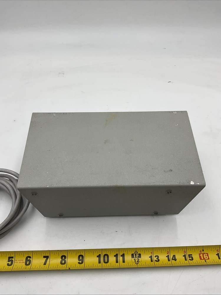 Carl Zeiss Inc. No 1100 Microscope Illuminator Light Source Power Supply!!!S1