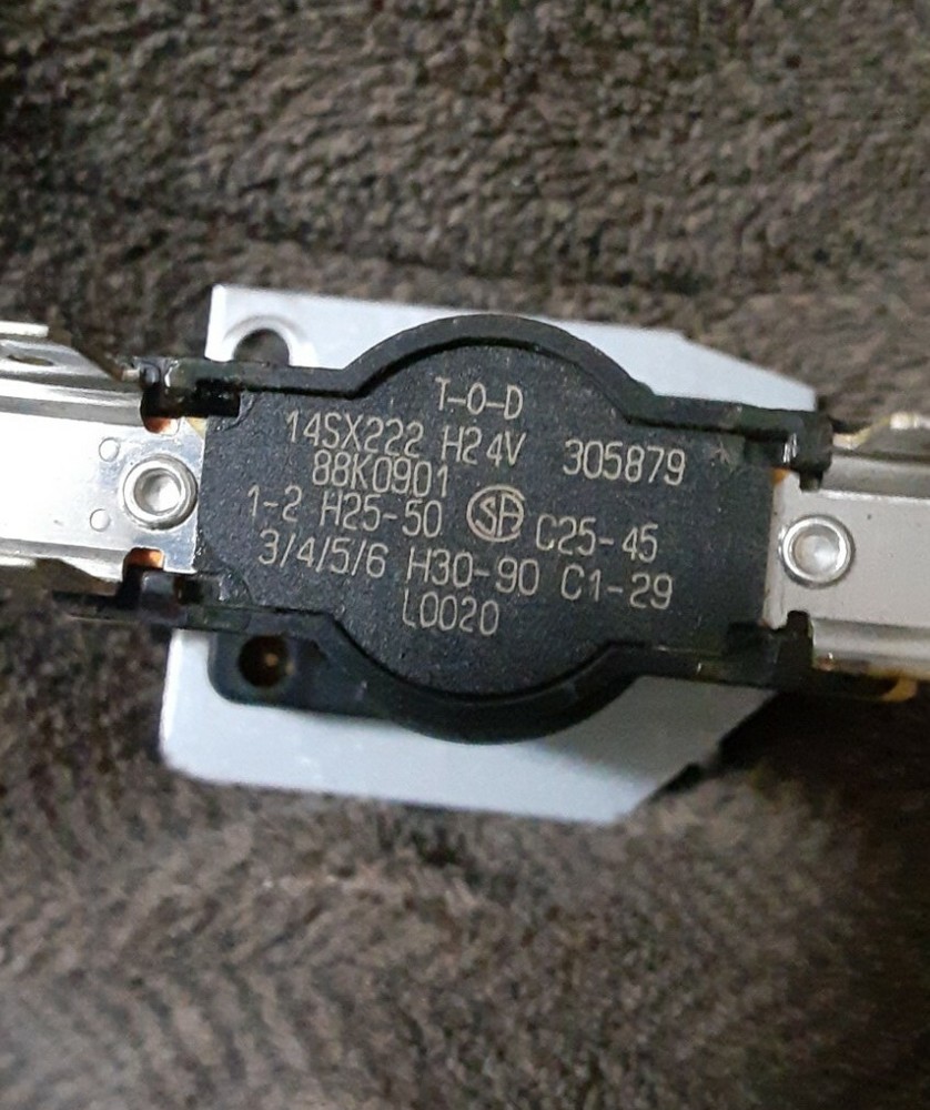 Lennox 88K09 Sequencer 305879 / 88K0901 ♧