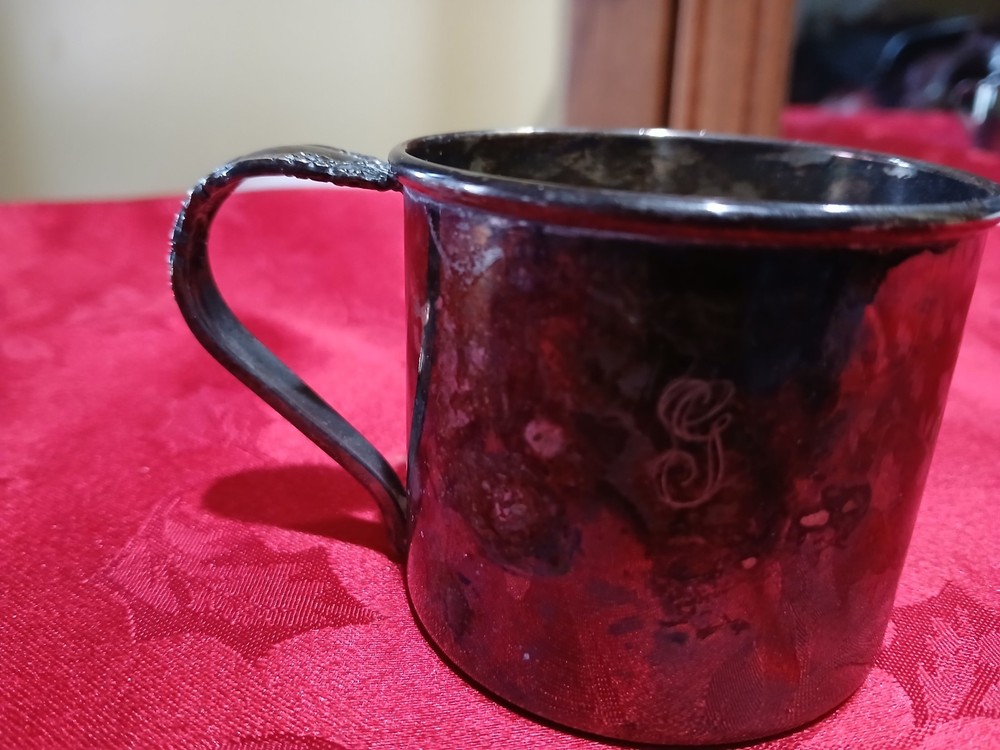 Antique Oneida Community Silverplate Baby Cup Engraved Initial “G”
