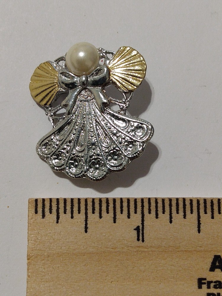 Gold/Silvertone Angel Lapel Pin