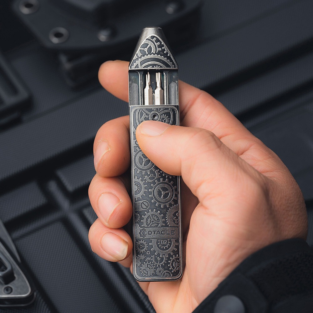 Olight Otacle D2 Ti Gears Multi-Bit Driver w/Fidget Slider & Gear Etching Limite