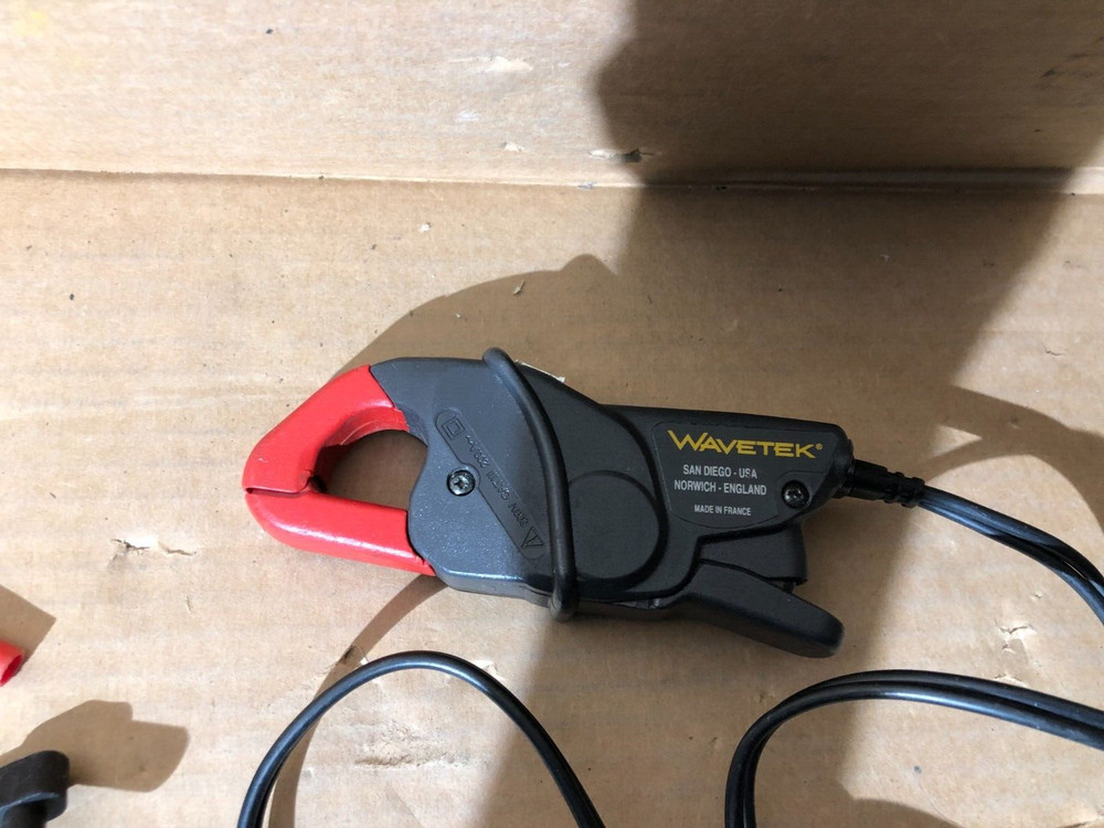 Wavetek Meterman CT231A 200A AC Current Clamp