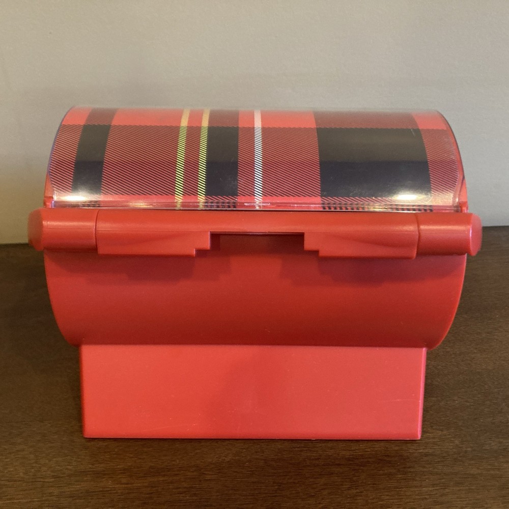 Discgear Selector 50FX 50-Disc CD Case w/Title Sheet (Red) “”