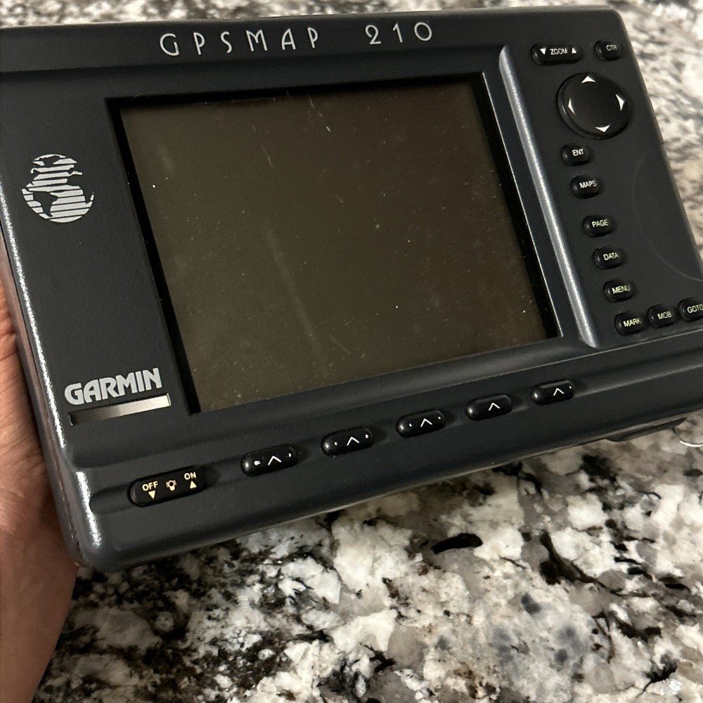 GARMIN GPSMAP 210 Chartplotter Marine GPS Navigator /IPH-GPSMAP210 & OFFSHORE