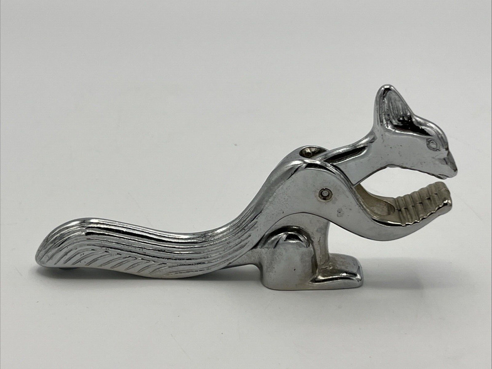 Nut Cracker Zinc Alloy Creative Squirrel Shape Nut Shell Opener Walnut