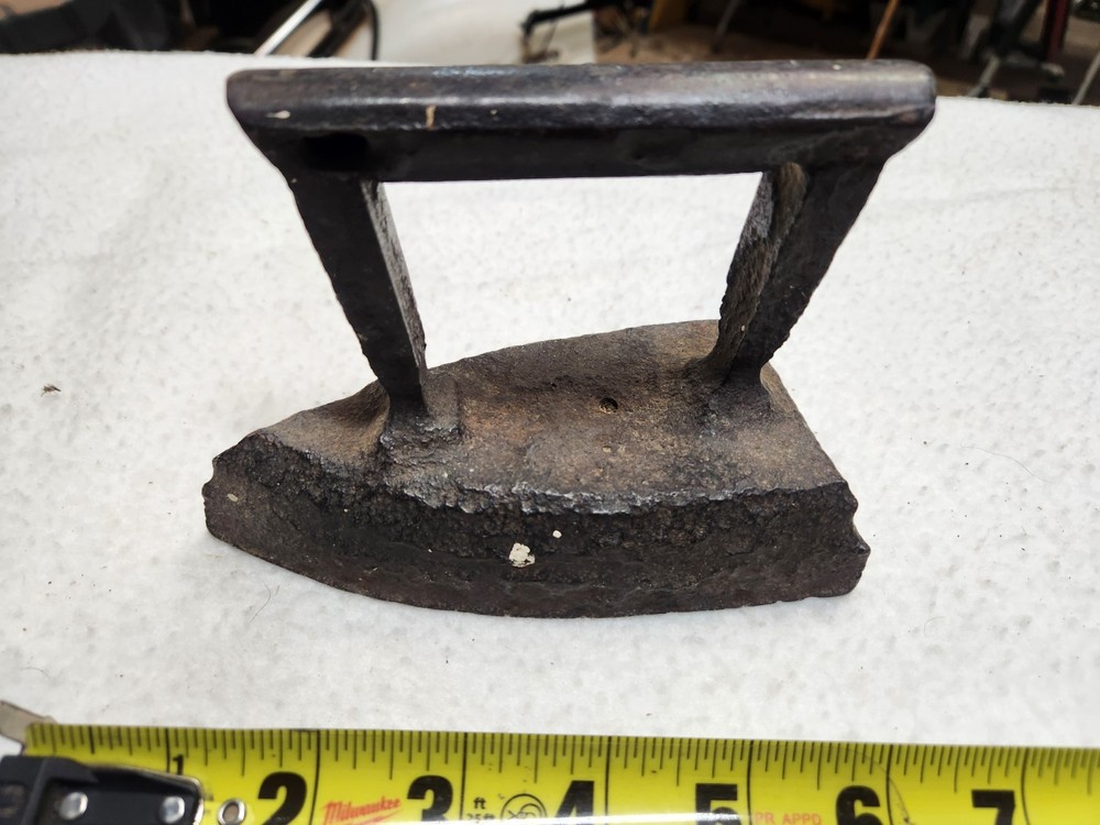 Antique Cast Iron Flat Iron