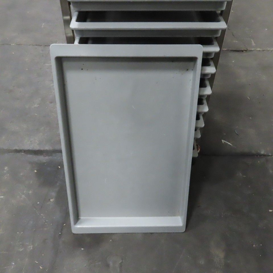 M & E Mfg. Stainless Steel Single End Load Nesting Baking Rack 20 Pan Capacity