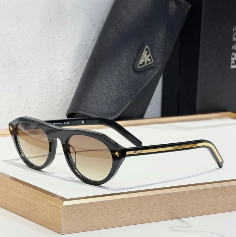 PRADA MODEL：SPRB15 Sunglasses SIZE：51口21-145