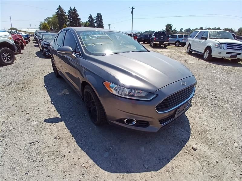 Front Display Screen from 2013 Ford Fusion 10870427