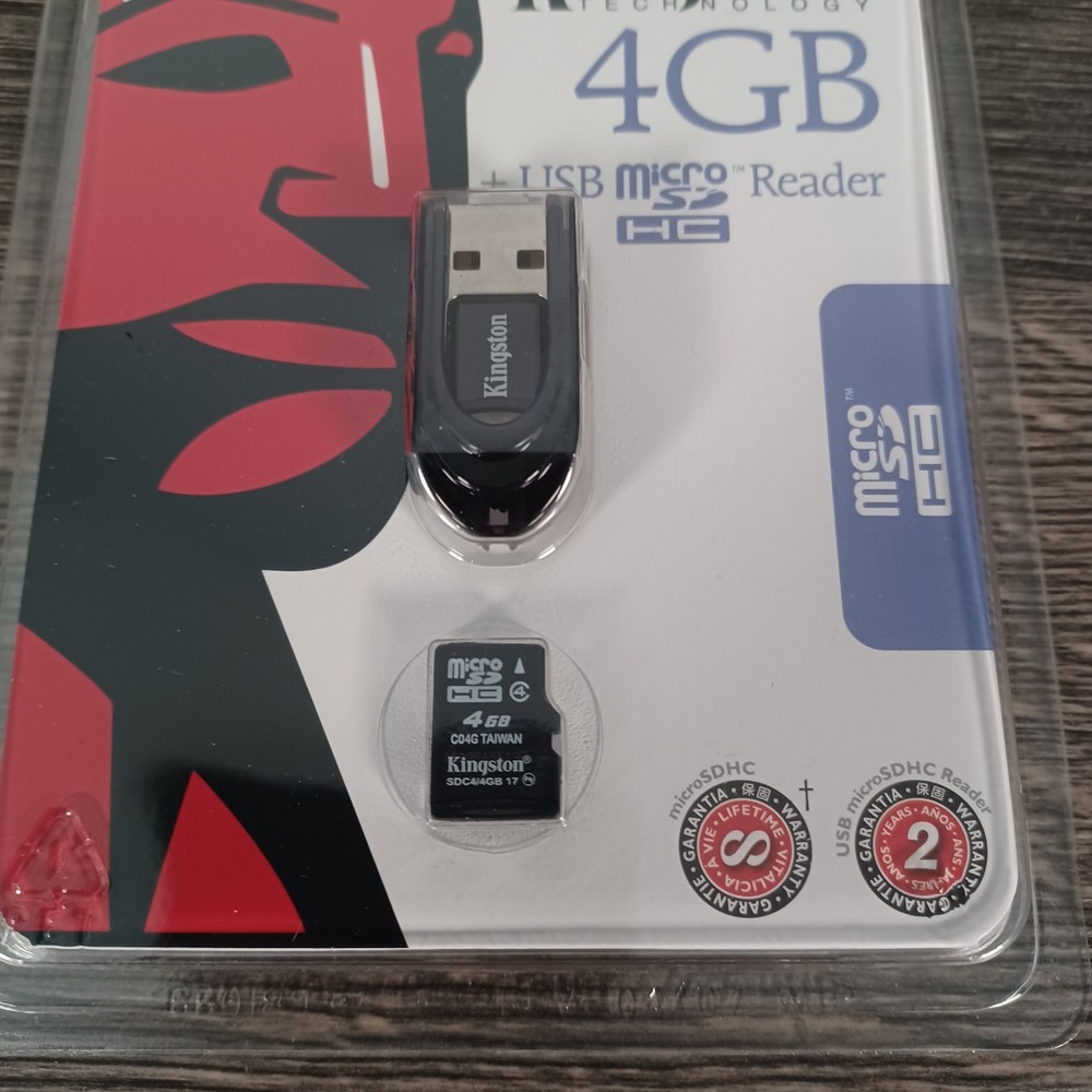 Kingston 4GB MicroSDHC with USB Micro SD HC Reader - New