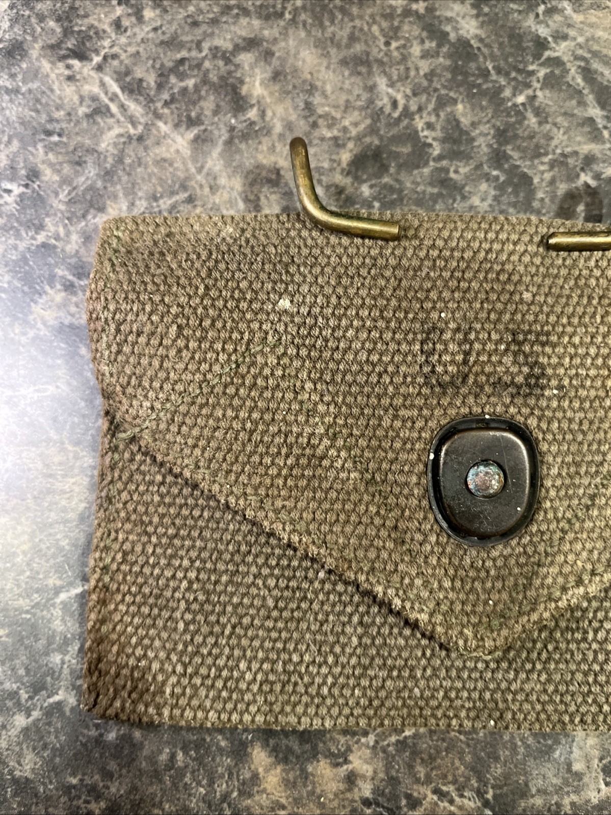 ORIGINAL WWII US ARMY INFANTRY M1942?FIRST AID BANDAGE CARRY POUCH ONLY VINTAGE
