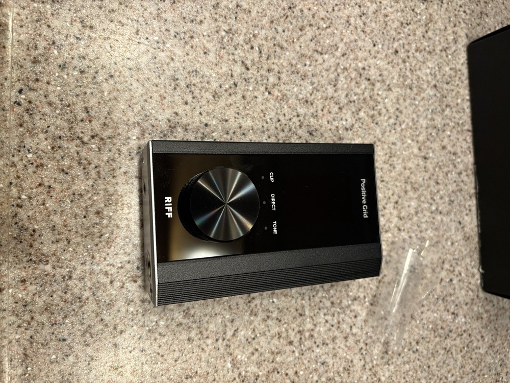 Positive Grid Riff Black Portable Guitar Interface