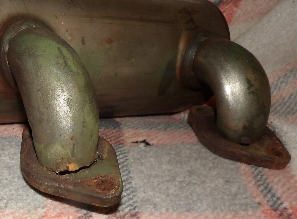 Onan Nelson Muffler 12V80