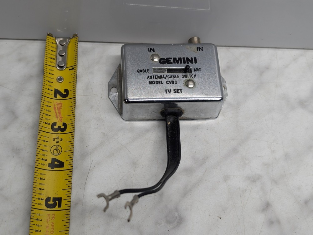 Vintage Gemini Model CV91 Cable Antenna Television 2 Input TV Selector Switch