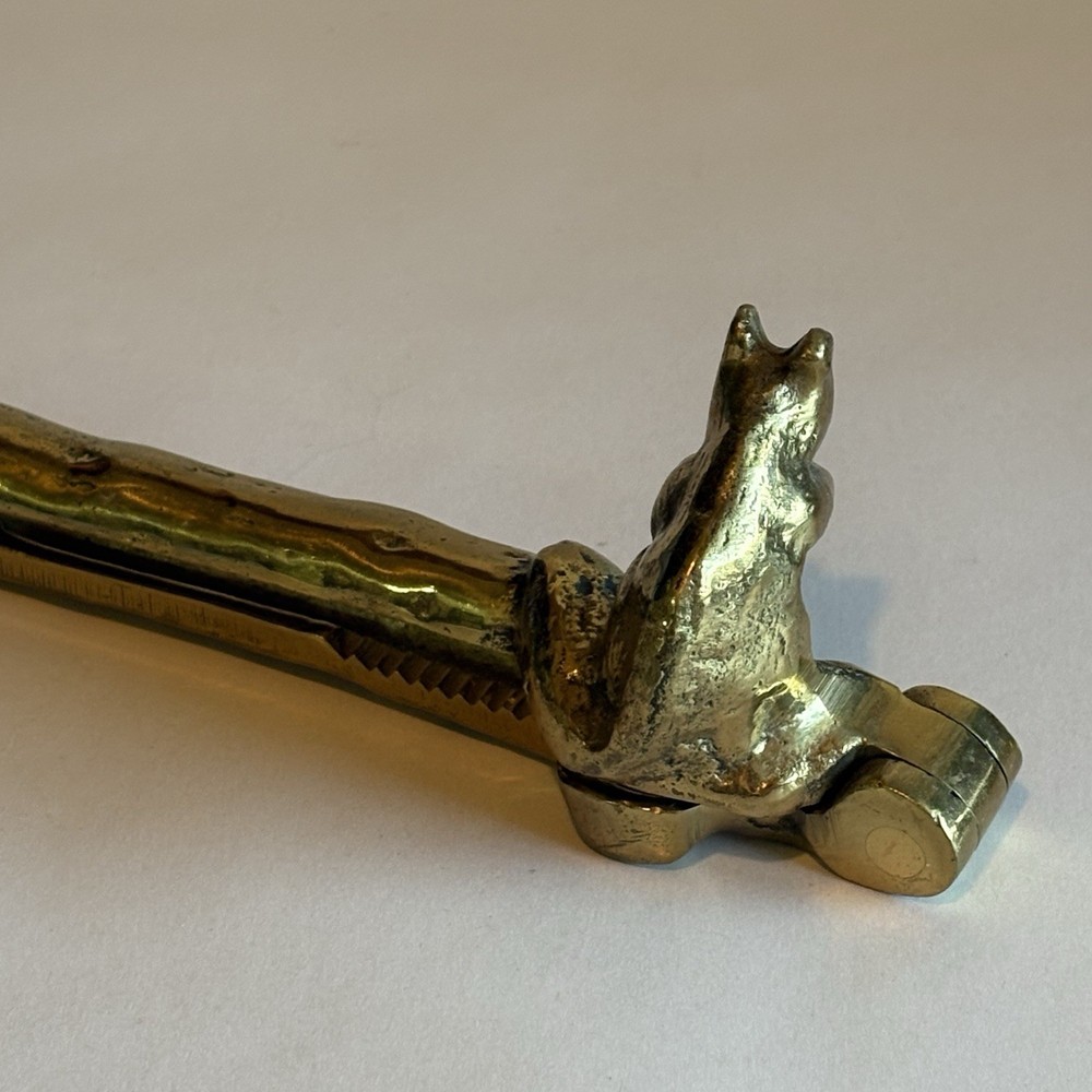 Vintage 5 1/2" SQUIRREL Golden SOLID BRASS Nut Cracker OLD