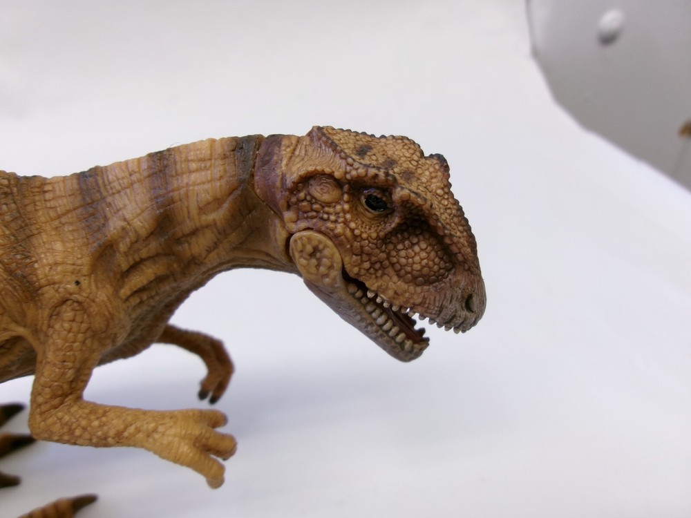 2 SCHLEICH DINOSAUR FIGURES....T-REX & ALLOSAURUS