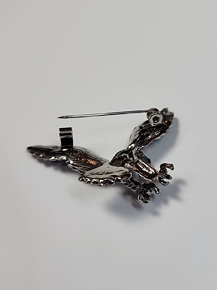 Flying Eagle Brooch Lapel Pin 3D Silver Color Metal