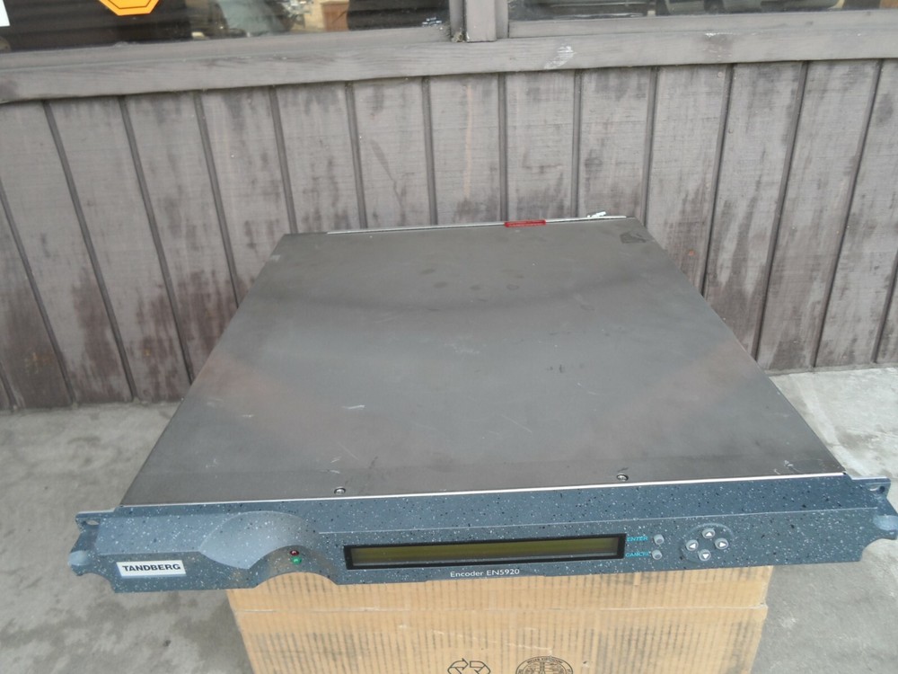 Tandberg Ericsson EN5920 MPEG-2   WMV IPTS SDI SD Encoder 1RU AllLicensesEnabled