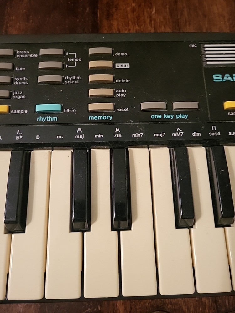 Vintage Casio SK-1 32-Key Sampling Keyboard Black Synth; Plays Needs Some Repair