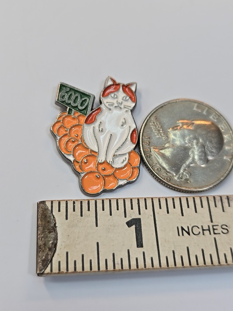 Orange & White Cat 6000 Lapel Pin