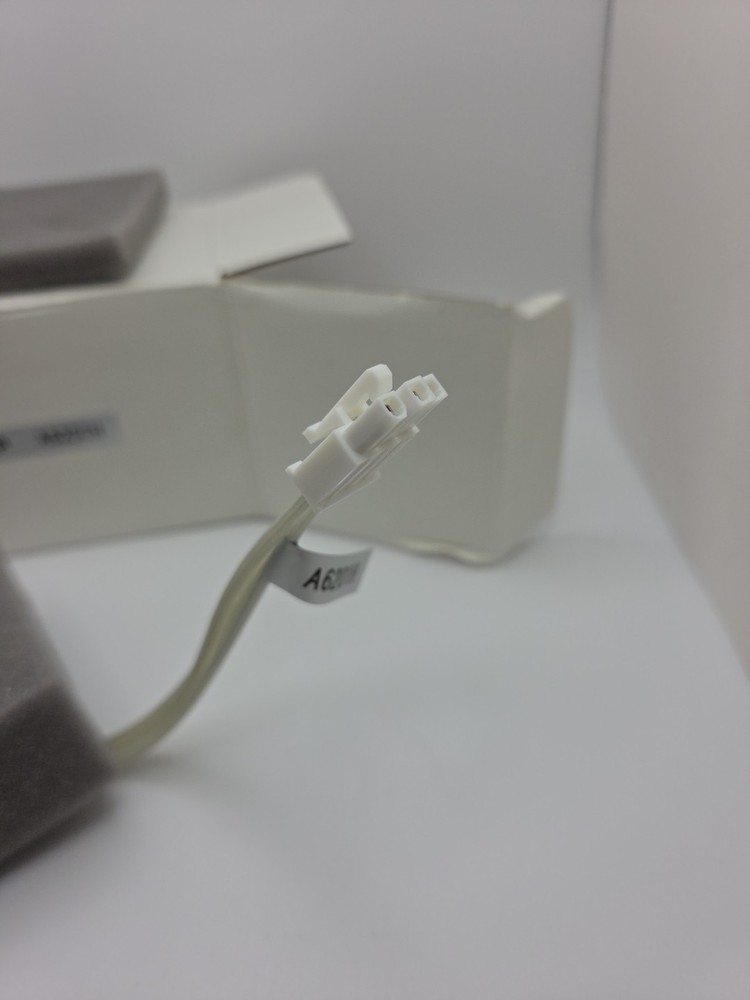 Replacement Bulb D2 LAMP A6201H (D2)