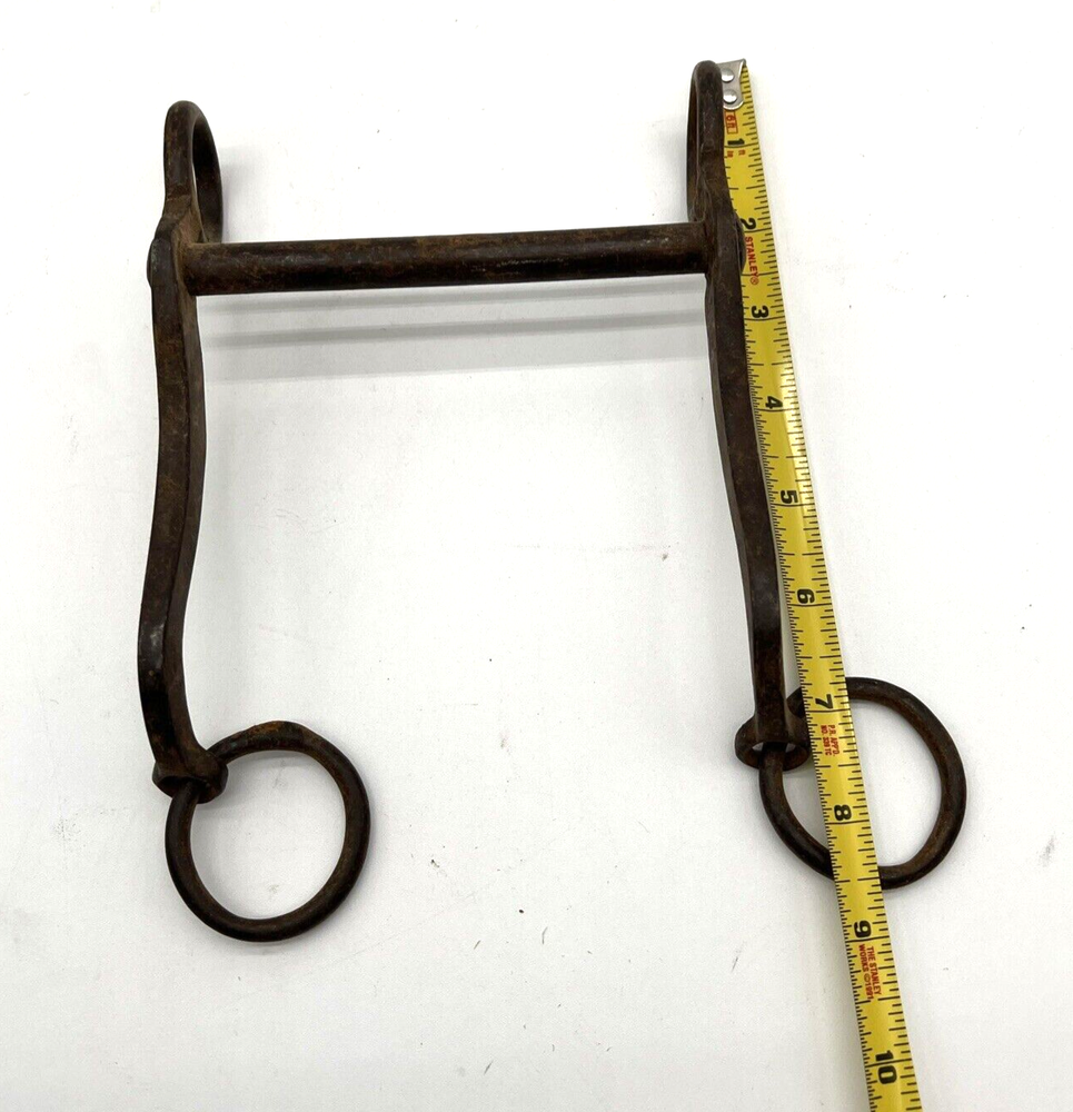 VTG Straight Horse Bit Decor READ