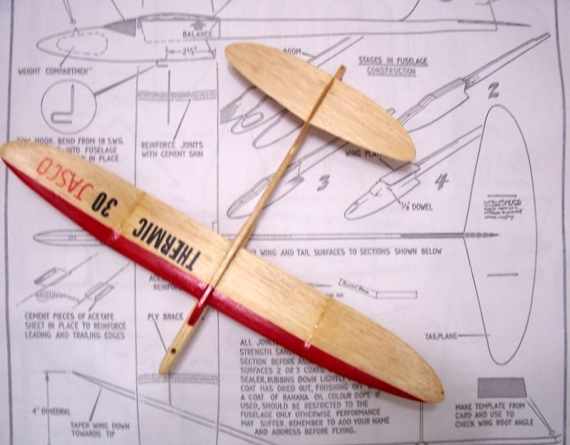 Two CATAPULT GLIDERS PLANS + BUILDING DATA for TWO 32" & 34" FF Model Airplanes