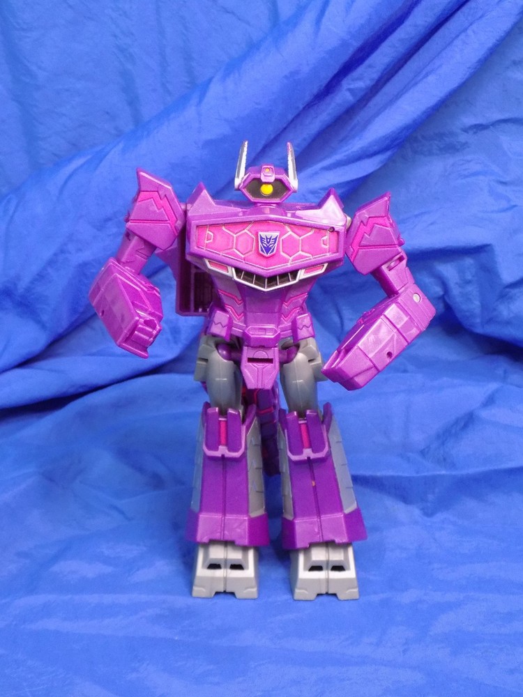 TRANSFORMERS CYBERVERSE Warrior Class WAVE CANNON SHOCKWAVE Complete Hasbro