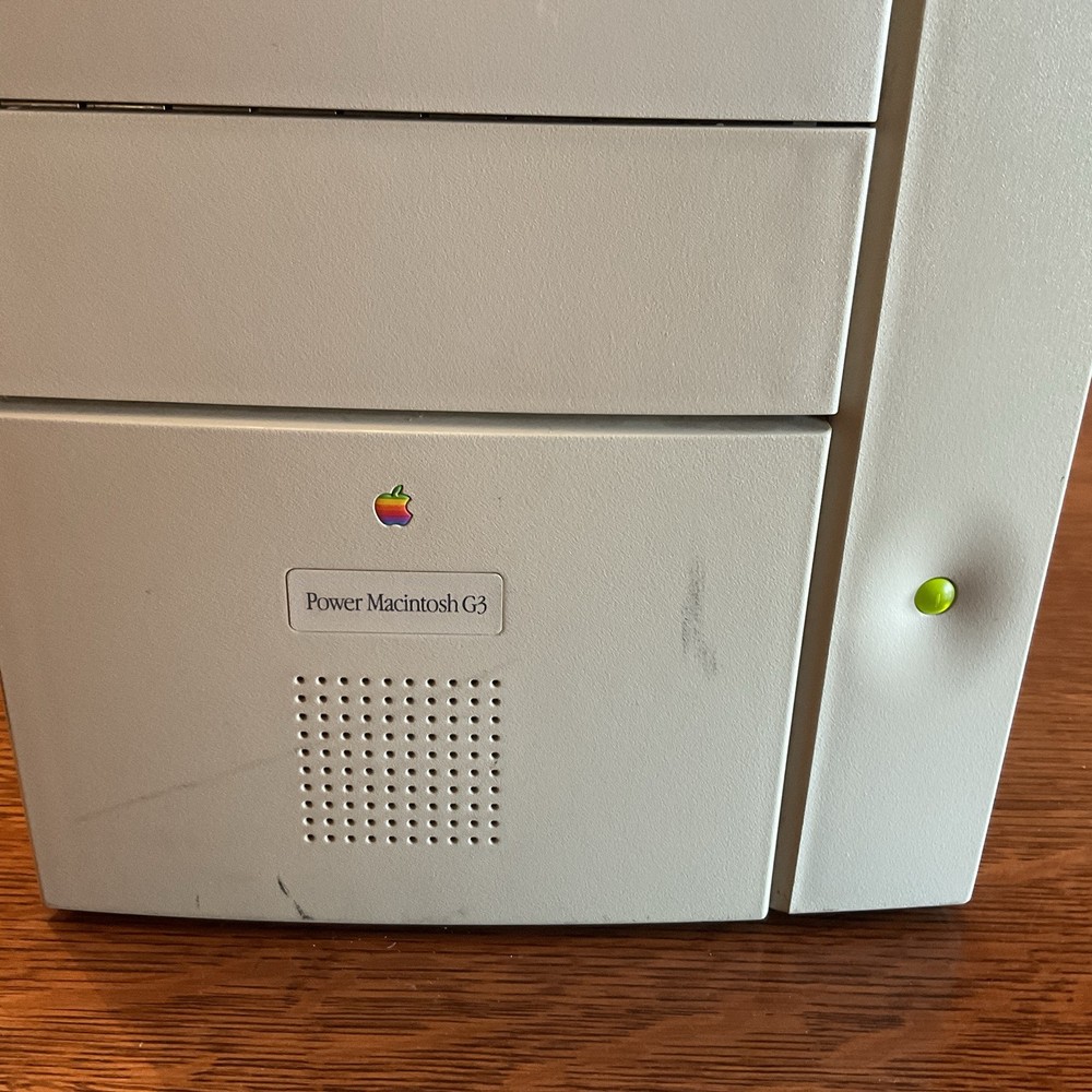 Vintage Apple Power Macintosh G3 PowerPC Tower Desktop Computer Powers On